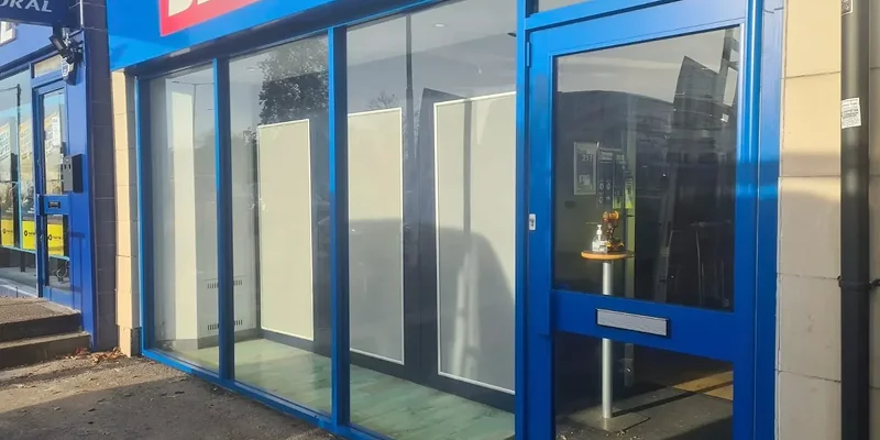 Aluminium Shop Fronts